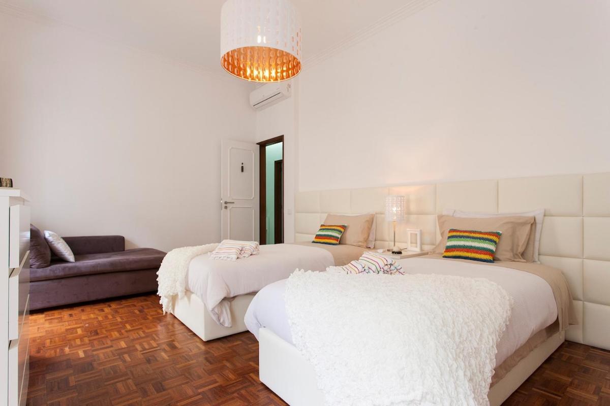 Ginjinha House - 4 Rooms - Bairro Alto - With Ac! リスボン エクステリア 写真