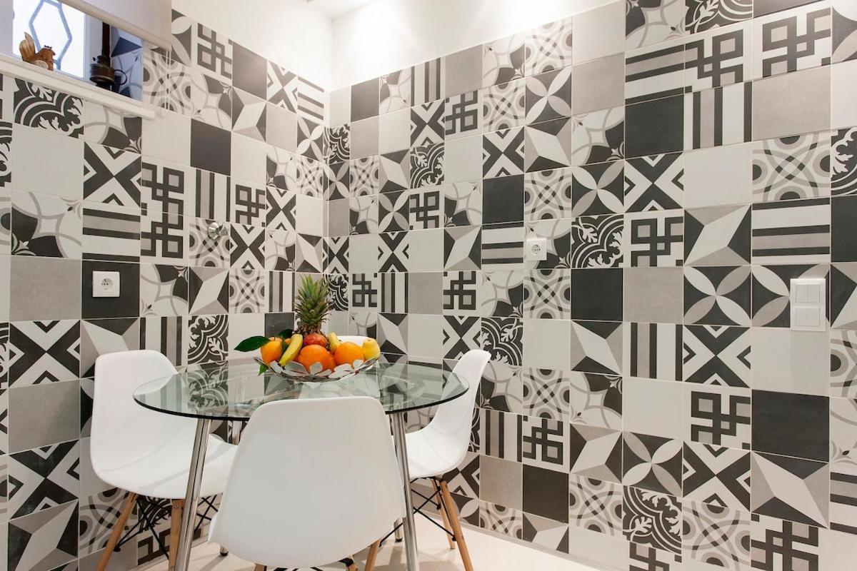 Ginjinha House - 4 Rooms - Bairro Alto - With Ac! リスボン エクステリア 写真